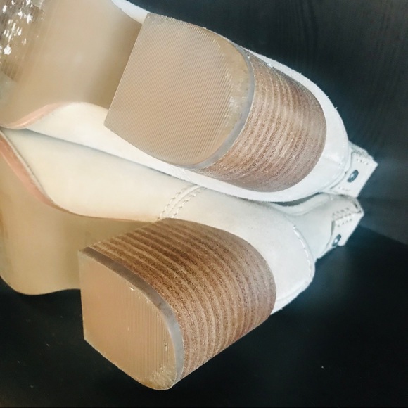 Tan Suede UGG Boots Size 6 In EUC - Picture 7 of 7